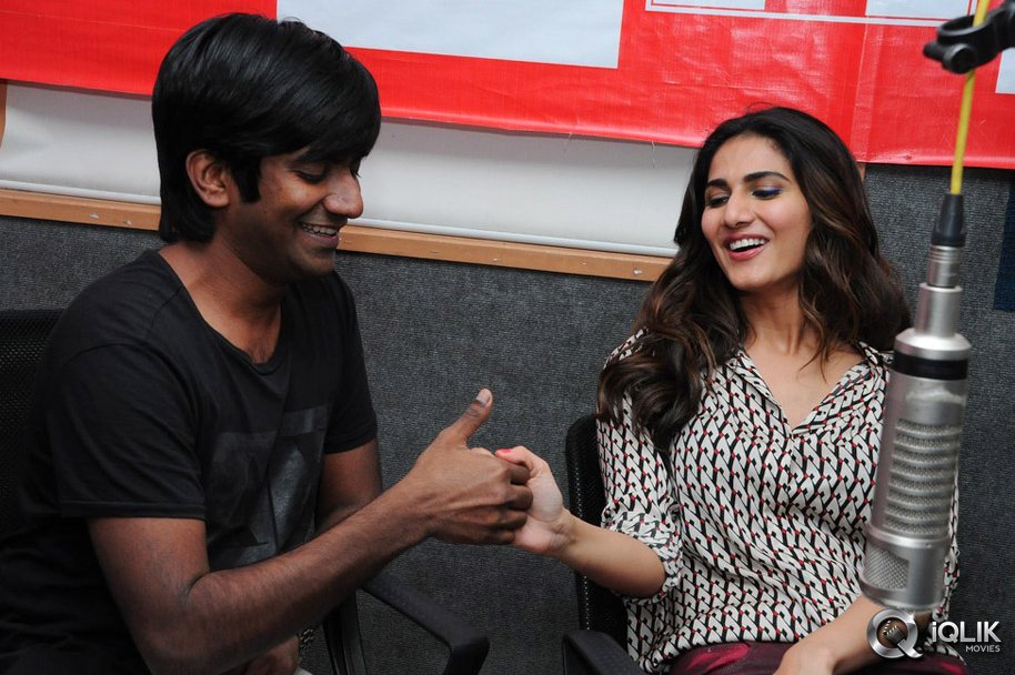 Aaha-Kalyanam-Team-at-Big-FM